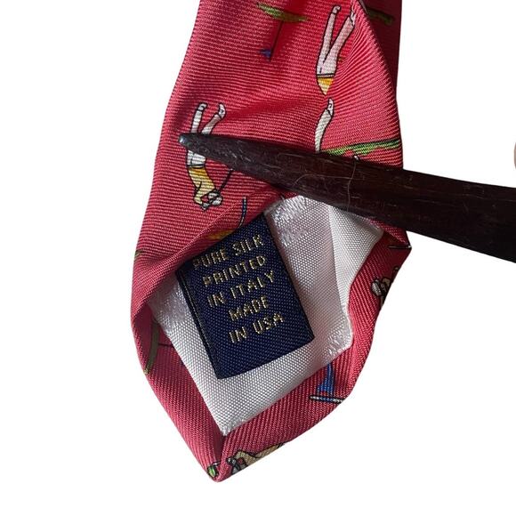 Vintage Brooks Brothers Makers Silk Tie USA Coral Golf Golfers Print Necktie - Picture 5 of 10